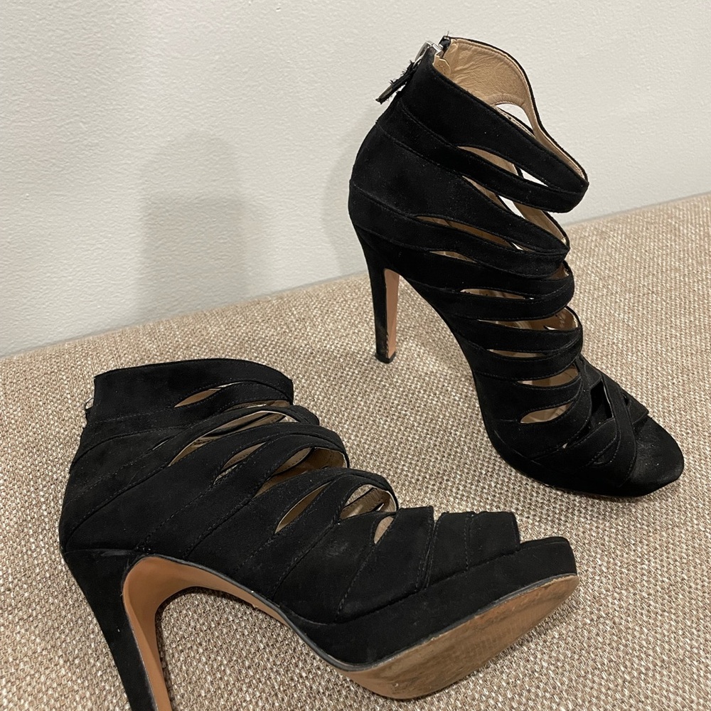 H&M Black Stiletto Heels with Cutout Straps - Picture 1 of 4